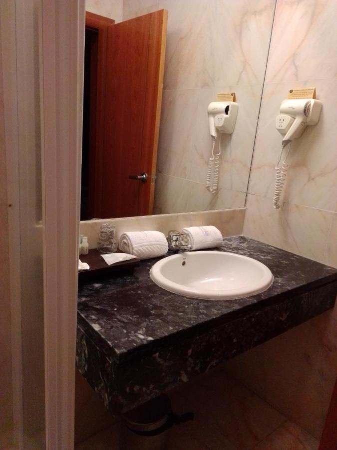 Hotel Acez Vendas Novas Bagian luar foto